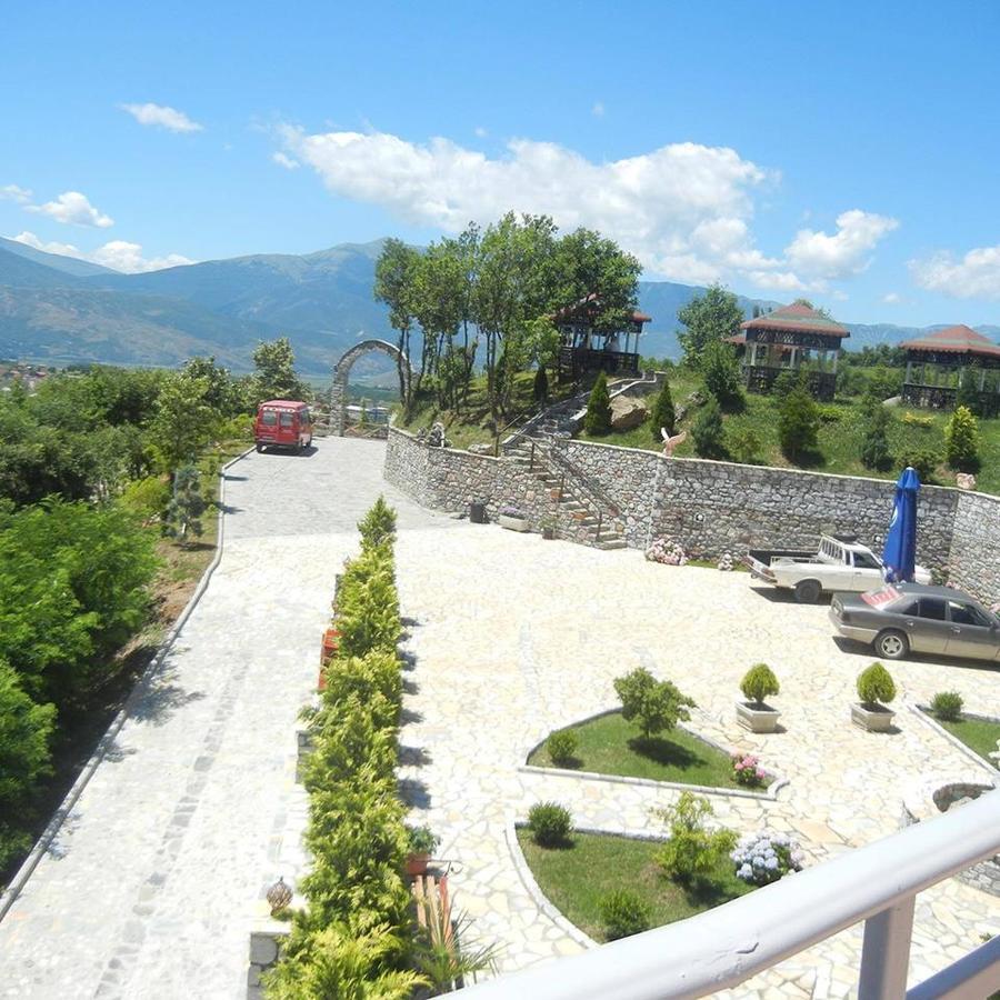 Hotel Natyra E Qete Peshkopi Екстериор снимка