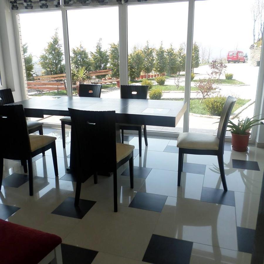 Hotel Natyra E Qete Peshkopi Екстериор снимка